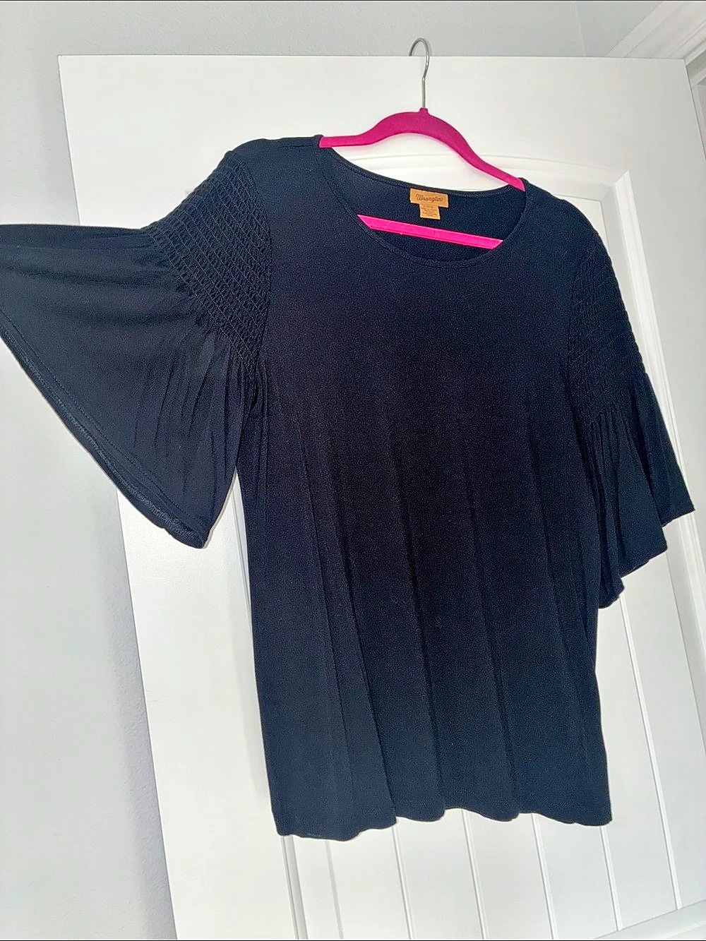 Wrangler Women's Smocked Shoulder Knit Top Black Large